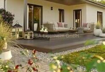 Fenster auf und Sonne rein. Massiver Winkelbungalow mit überdachter Terrasse in Gerstungen