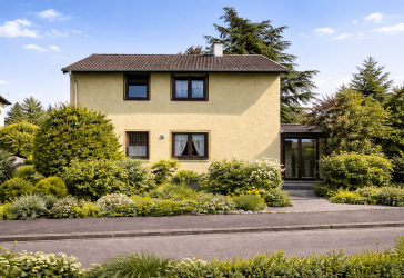 Charmantes Einfamilienhaus mit großem Garten und Wintergarten in ruhiger Wohnlage von Rastatt