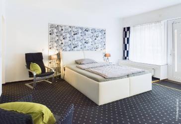 Stade: 1-Zimmer Apartment fußläufig zum Bahnhof!