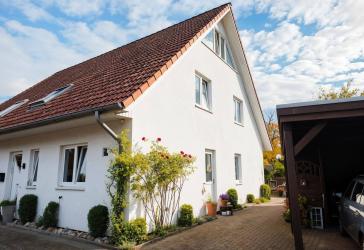 Attraktive Doppelhaushälfte in begehrter Lage von Oldenburg-Bloherfelde - ideal für Kapitalanleger