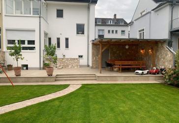 Charmante Doppelhaushälfte im Top Zustand