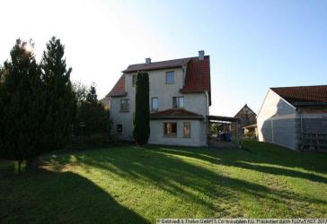 Einfamilienhaus mit Wintergarten und Kaminofen