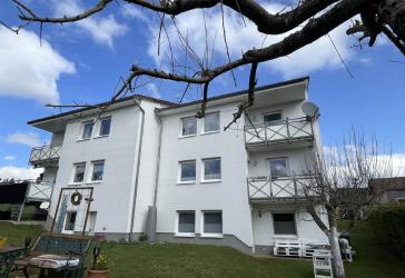 Eigentumswohnung mit Balkon und Kfz-Stellplatz