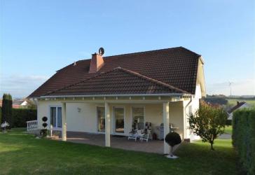 VERKAUFT !! VERKAUFT !! Sehr gepflegtes Einfamilienhaus in toller Lage und mit schönem Garten