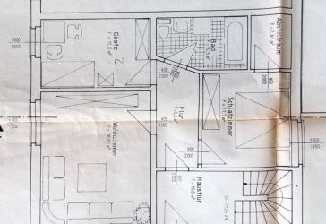 Modernisiertes Einfamilienhaus + Einliegerwohnung + Wärmepumpe + Highspeedinternet