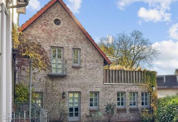 Vorschaubild Reihenendhaus