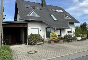 Freistehendes Mehrgenerationenhaus am Ortsrand