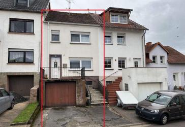 Reihenmittelhaus in ruhiger Seitenstraße