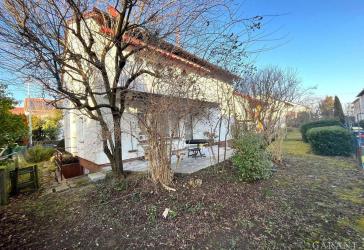 !!!!! Charmantes 2-3 Familienhaus in schöner Lage von Ditzingen !!!!!