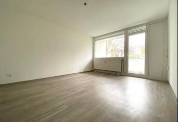 Renovierte Wohlfühlwohnung auf 3-Zimmern mit Blick ins Grüne!