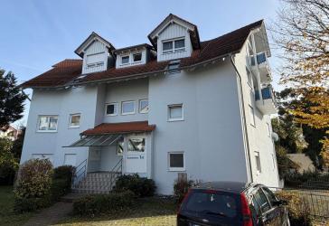 Moderne 2,5-Zimmer-Wohnung mit Balkon in Markdorf