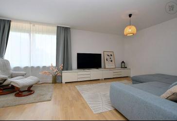 Helle, schön möblierte Wohnung mit Balkon in Ostfildern Ruit