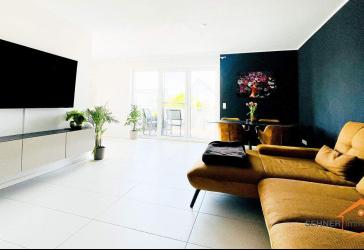 Soester Westen: Helle und exklusive Eigentumswohnung (95m²) mit Südwest-Loggia