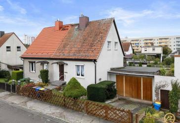 'Verliebt in Reform - Ihr Rückzugsort mit Garten, Terrasse und Potenzial'