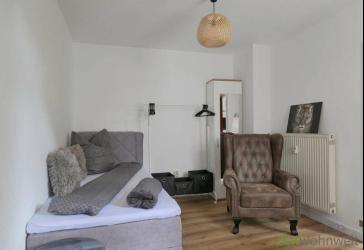 (EF1320_M) Jena: West, neu möbliertes City-Apartment in absolut ruhigem Hinterhaus, nur ca. 400 Meter zum JenTower