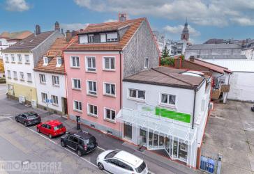 MFH mit 3 Wohnungen und Gewerbeeinheit am Exerzierplatz