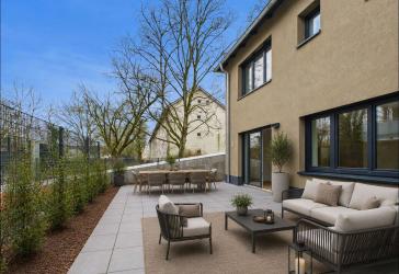 'Green Living' - Familien aufgepasst! Sanierte Doppelhaushälfte mit Terrasse und Keller