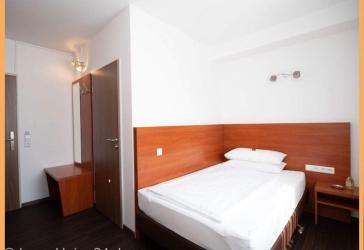 Boardinghouse / Serviced Apartments / Wohnraum für Studierende / Arztpraxis oder Pflegeeinrichtung