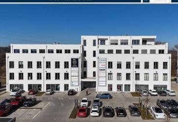 Moderne und vielseitige Gewerbeeinheit in Top-Lage im Gewerbegebiet Landshut West