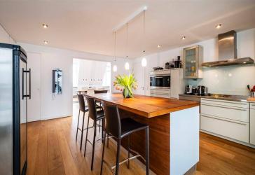 Kapitalanlage I Über den Dächern der Stadt I Vermietetes Penthouse in Toplage