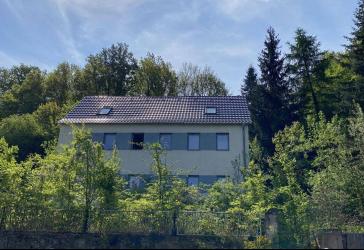 Geräumiges Einfamilienhaus in Zehren