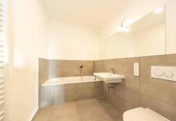 Eigentumswohnung mit 5 Zimmern nahe dem Stadtzentrum! Glücklich wohnen auf 119m² samt großem Balkon