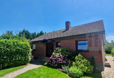 *** Charmantes Bungalow mit Garten + Terrasse ***