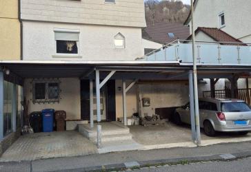 Familienfreundliche Doppelhaushälfte - modernisiert mit Gestaltungspotenzial