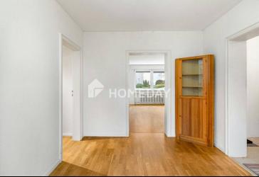 3-Zimmer-Wohnung im Hochparterre - Balkon mit Blick ins Grüne und Stellplatz inklusive