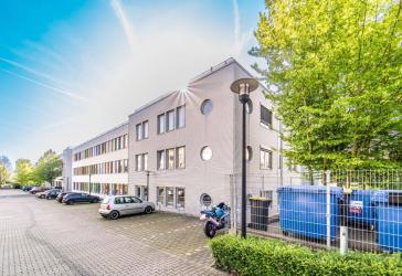377 m² | Moderne Büroflächen direkt am Flughafen | Stellplätze | Provisionsfrei