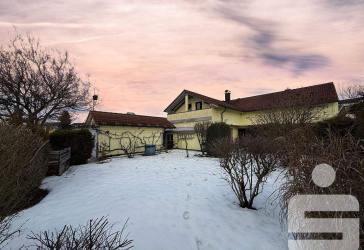 Haus mit Ausbaupotenzial in Waldkraiburg