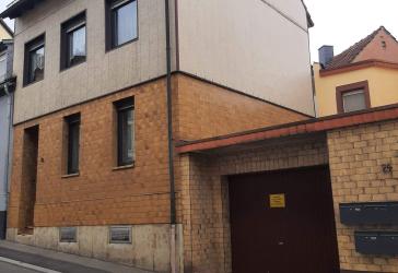 Einfamilienreihenhaus mit kleiner Terrasse in zentraler Lage