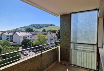 Zentrale 4 – Zimmer Wohnung mit 2 Balkone & Garage in Fellbach