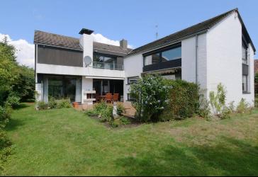 Leben in bester Lage von Lippstadt - Großzügiges Einfamilienhaus auf weitläufigem Grundstück