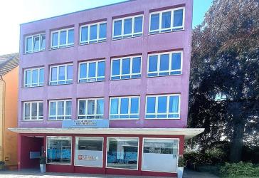 SOLLER - IMMOBILIEN Modernisiertes Wohn- und Geschäftshaus in Bremen-Vegesack – Sagerstraße