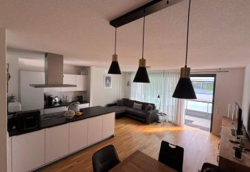 In bester Lage in Bad Säckingen: Moderne 3,5-Zimmer-Wohnung auf ca. 90,33 m² mit Top-Küche / 1. OG / barriere- und provisionsfrei