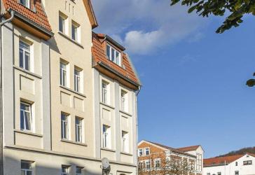 Entwicklungsobjekt mit Substanz - Mehrfamilienhaus in zentraler Lage von Gera