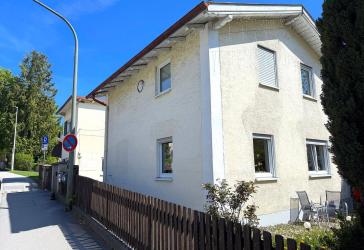 STARNBERG: WOHNBAUGRUNDSTÜCK MIT BESTANDSBEBAUUNG IN ZENTRALER LAGE!