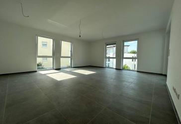 4-Zimmer Wohnung mit Balkon in Bad Camberg-Erbach