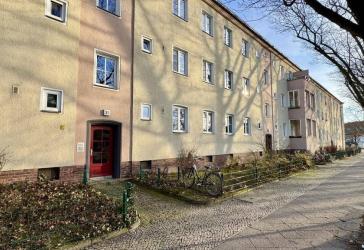 gut vermietete 1-Zimmer-Wohnung in Tempelhof