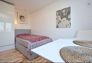 Modern möbliertes Apartment in Sindelfingen