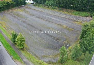 ca. 950 m² bis zu ca. 12.300 m² befestigte, schwerlastfähige Freifläche