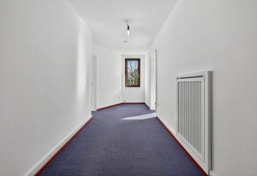 Wohnen im Grünen - großzügige 4-Zimmer-Wohnung mit Innenhof und Garten