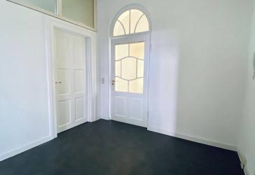 5-Zimmer-Wohnung in toller Villa in Sonnebergs Zentrum