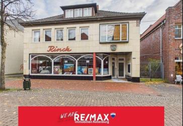 Investitionsobjekt in Premiumlage: Gewerbe, Wohnungen und Halle im Paket