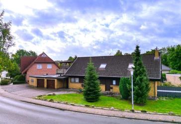 Viel Platz, viele Möglichkeiten - Wohntraum mit Einliegerwohnung in Oldenburg!