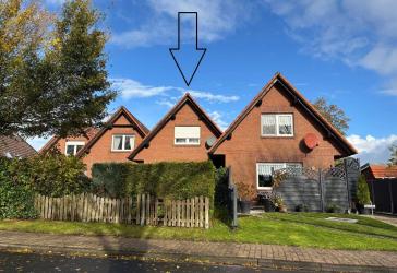 Reihenmittelhaus am Ortsrand von Hage