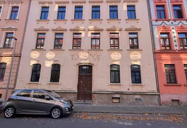 Helle 5-Zimmer-Wohnung mit 2 Bädern – WG-geeignet