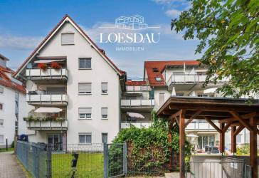 Moderne 2,5-Zimmer-Maisonette-Wohnung mit Dachterrasse, Tiefgaragenstellplatz und Aussicht