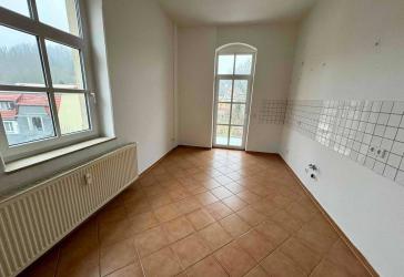 Gepflegte 2 Raumwohnung mit Balkon und Eckbadewanne
